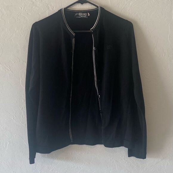 Givenchy Sport black vintage cardigan with white trim - Picture 1 of 8